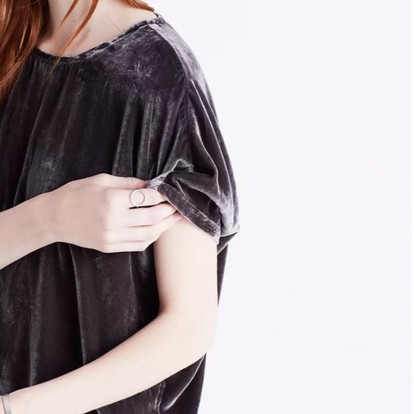 Like New! Velvet Bow-Back Top - Picture 2 of 6